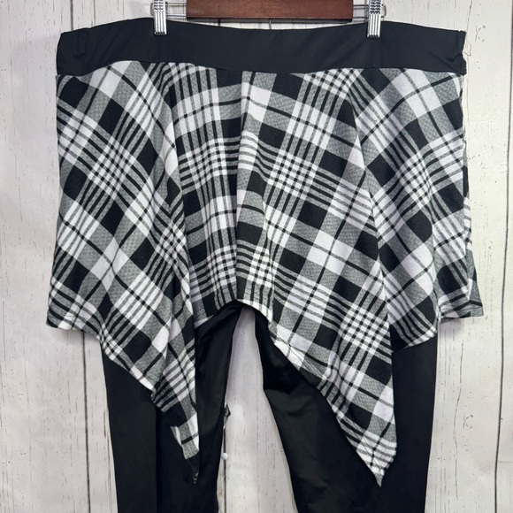 Rosegal 4X Plaid Layered Chain Pants Black White Grunge Revival Y2K Goth Edgy - Picture 8 of 16
